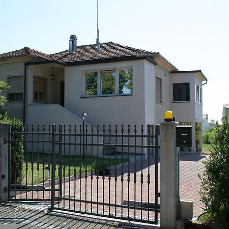 Agrifoglio B&B Nervesa della Battaglia Exterior foto